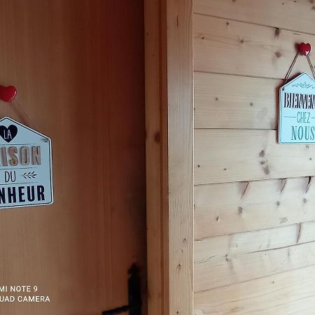 Chalet Familial En Bois A 150 M De La Mer Santec المظهر الخارجي الصورة